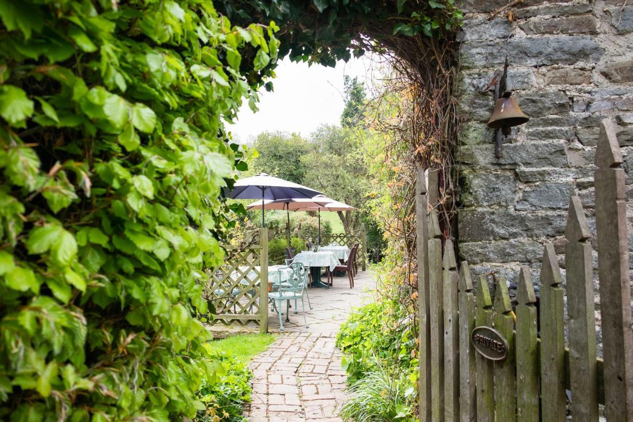 Milebrook House Bed & Breakfast ไนท์ตัน ภายนอก รูปภาพ