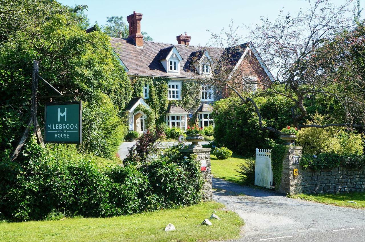 Milebrook House Bed & Breakfast ไนท์ตัน ภายนอก รูปภาพ
